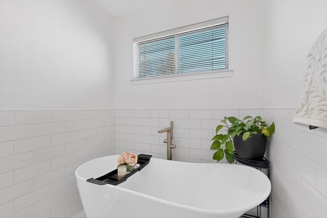 4525 Palmyra Avenue NW, Albuquerque, NM 87114