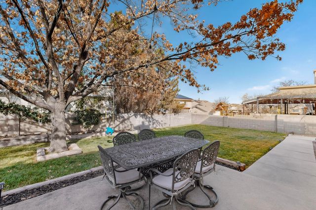 4525 Palmyra Avenue NW, Albuquerque, NM 87114