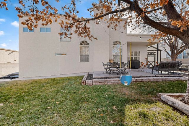 4525 Palmyra Avenue NW, Albuquerque, NM 87114
