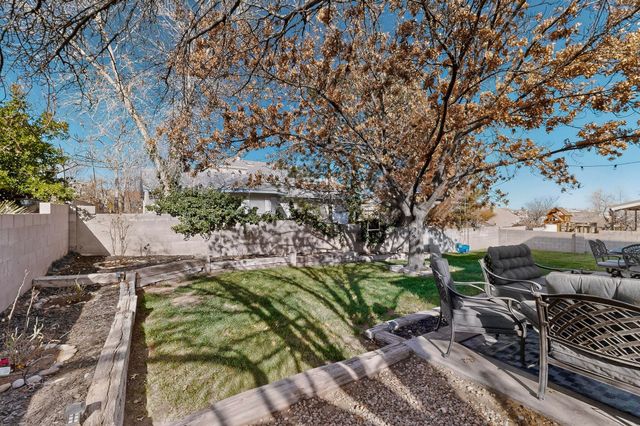 4525 Palmyra Avenue NW, Albuquerque, NM 87114