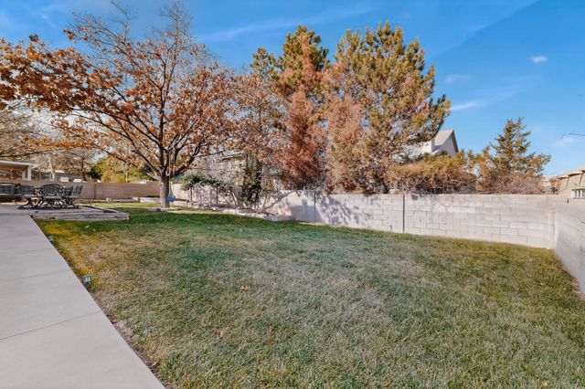 4525 Palmyra Avenue NW, Albuquerque, NM 87114