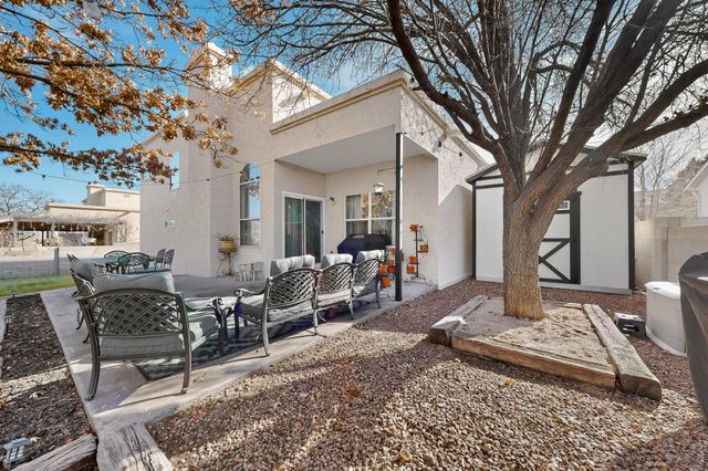 4525 Palmyra Avenue NW, Albuquerque, NM 87114