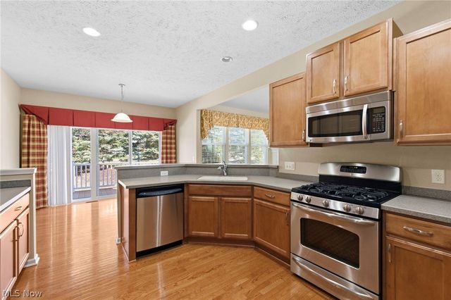 9226 Rainier Court, Strongsville, OH 44136