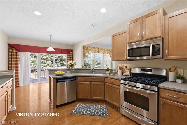 9226 Rainier Court, Strongsville, OH 44136