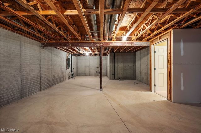 9226 Rainier Court, Strongsville, OH 44136