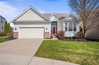 9226 Rainier Court, Strongsville, OH 44136