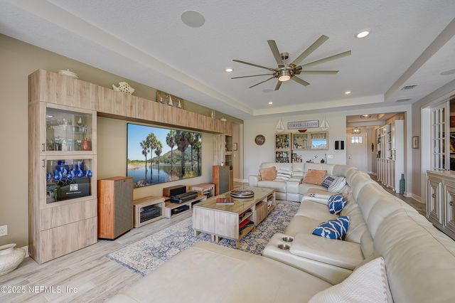 598 MARQUESA Circle, St. Johns, FL 32259