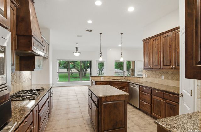 8524 VERANO DR, San Antonio, TX 78266