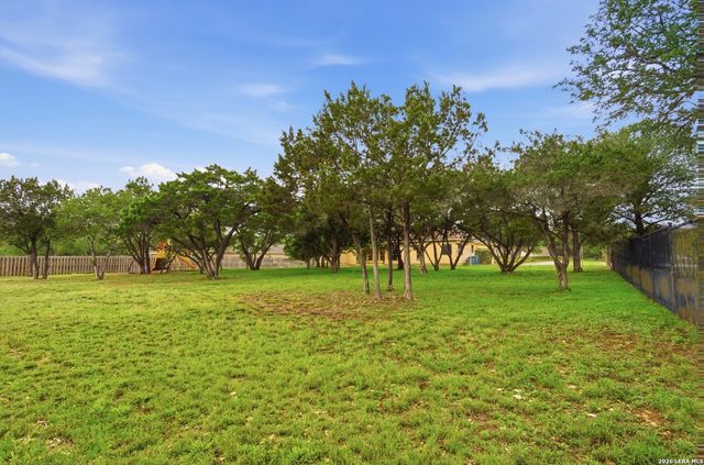 8524 VERANO DR, San Antonio, TX 78266