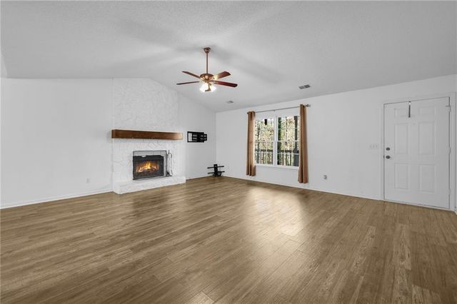 84 Hebron Church Road, Dacula, GA 30019