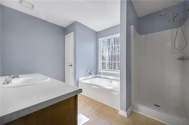 84 Hebron Church Road, Dacula, GA 30019