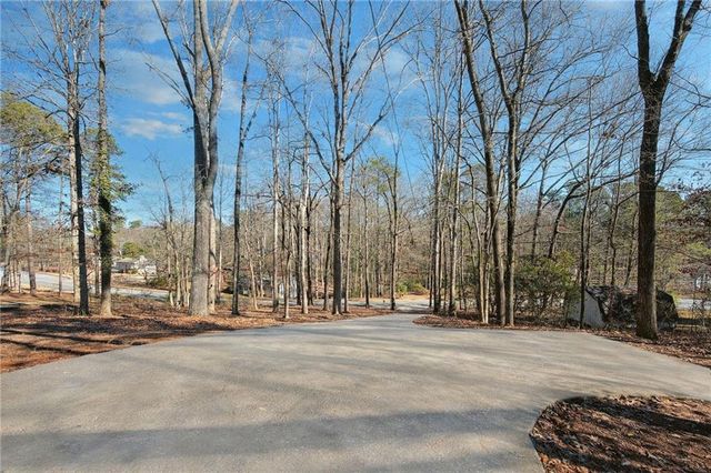 84 Hebron Church Road, Dacula, GA 30019