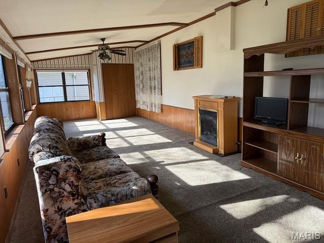 2620 Carolyn Boulevard, Granite City, IL 62040