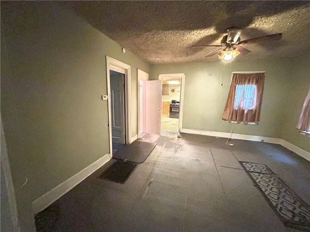 5 Sauer Place, Rochester, NY 14620