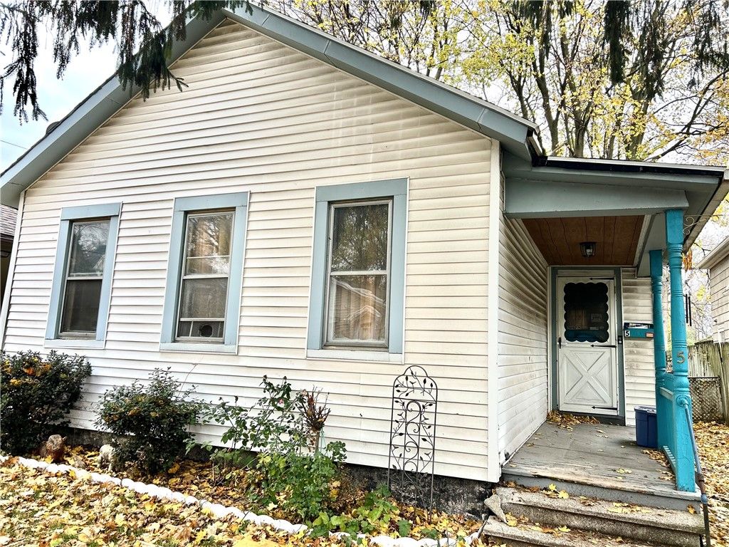 5 Sauer Place, Rochester, NY 14620