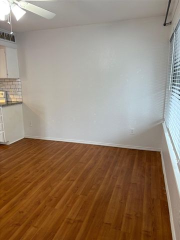 701 Nelray BLVD 4, Austin, TX 78751