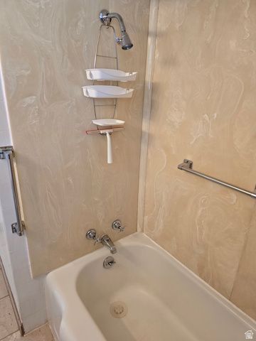 5339 S 2000 W, Roy, UT 84067