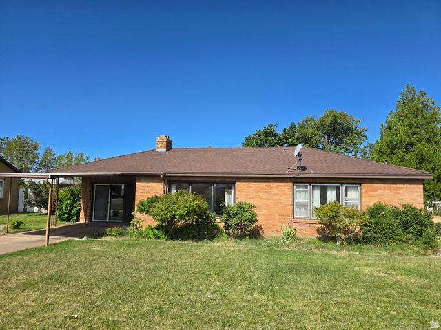 5339 S 2000 W, Roy, UT 84067