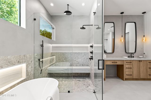 3415 N 47TH Place, Phoenix, AZ 85018
