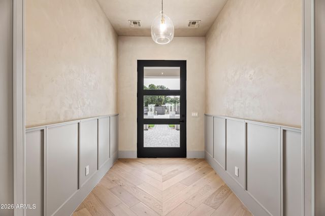 3415 N 47TH Place, Phoenix, AZ 85018