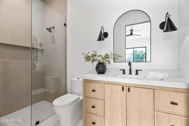 3415 N 47TH Place, Phoenix, AZ 85018