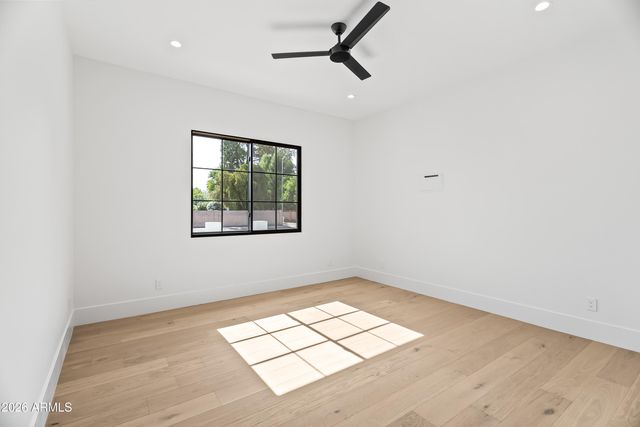 3415 N 47TH Place, Phoenix, AZ 85018