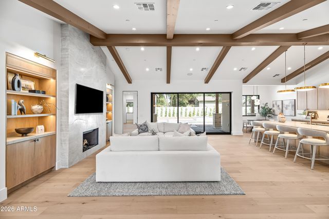 3415 N 47TH Place, Phoenix, AZ 85018