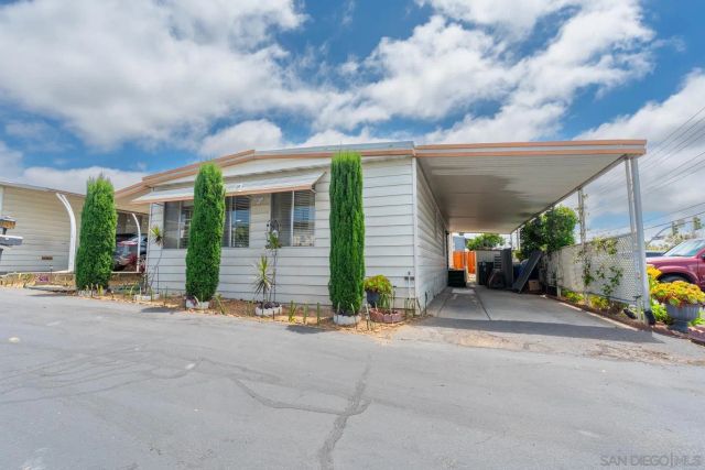 718 Sycamore Ave 73, Vista, CA 92083