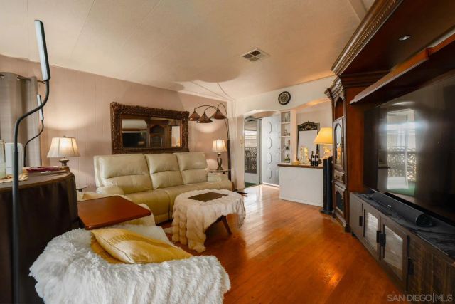 718 Sycamore Ave 73, Vista, CA 92083