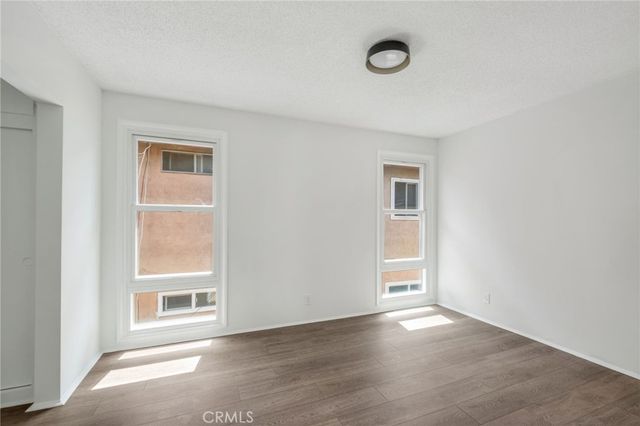 125 E Buckthorn, Inglewood, CA 90301