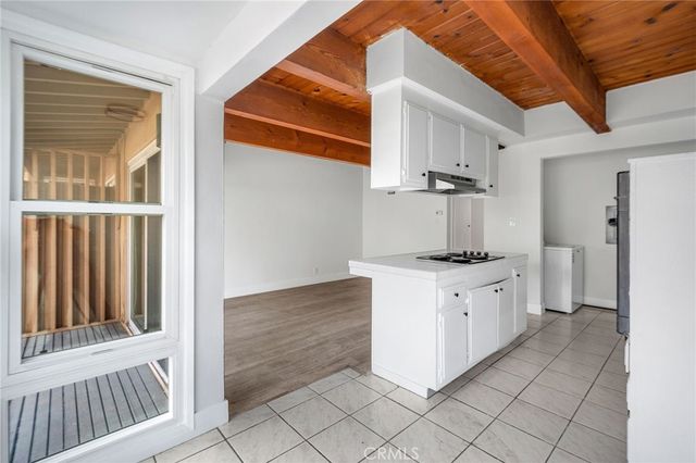 125 E Buckthorn, Inglewood, CA 90301