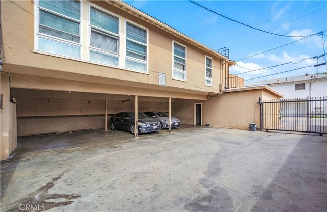 125 E Buckthorn, Inglewood, CA 90301
