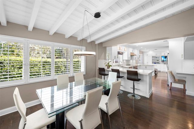 2400 Trapp Ave, Miami, FL 33133