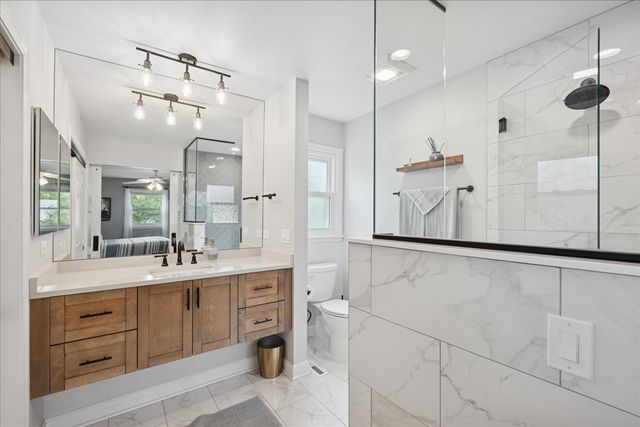 481 Sussex Court, Buffalo Grove, IL 60089