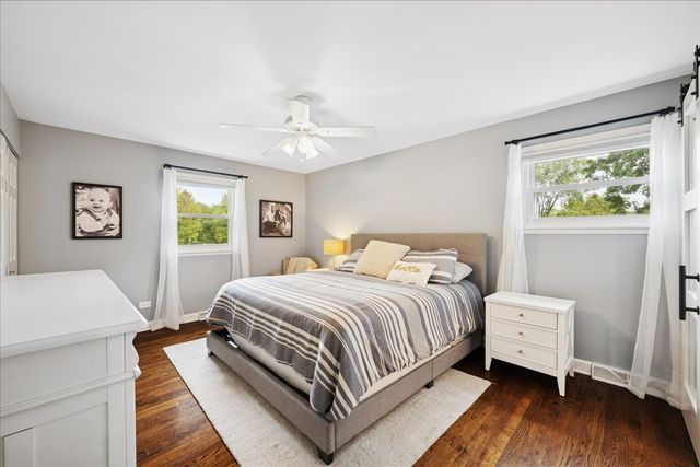 481 Sussex Court, Buffalo Grove, IL 60089