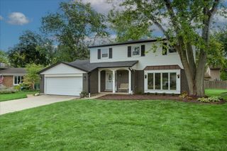 481 Sussex Court, Buffalo Grove, IL 60089