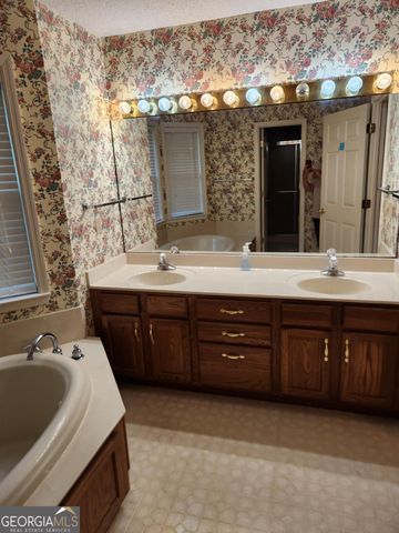 415 Highway 151, Lafayette, GA 30728