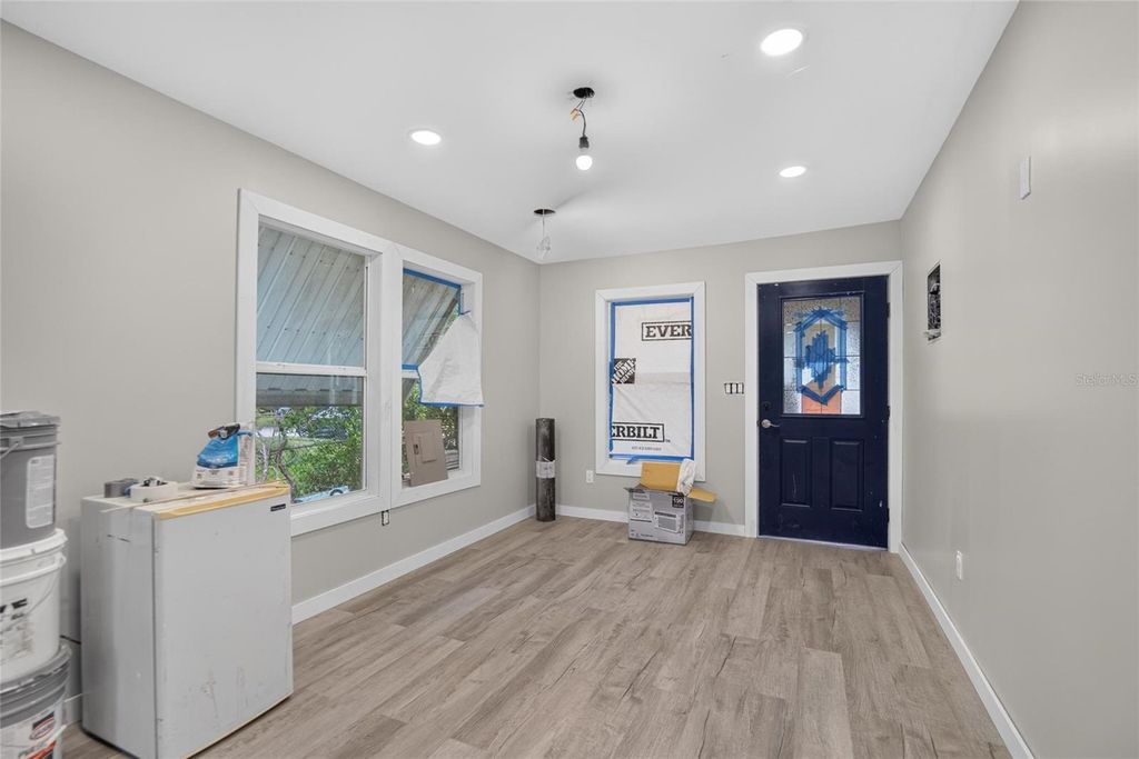 Image 5 of property listing at 3507 E 12TH AVENUE, Tampa, FL 33605