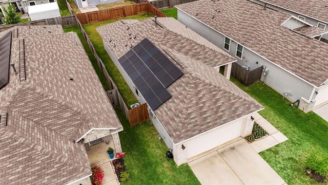 25807 Boxwood Hedge Lane, Tomball, TX 77375