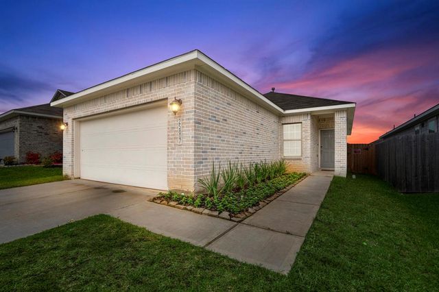25807 Boxwood Hedge Lane, Tomball, TX 77375