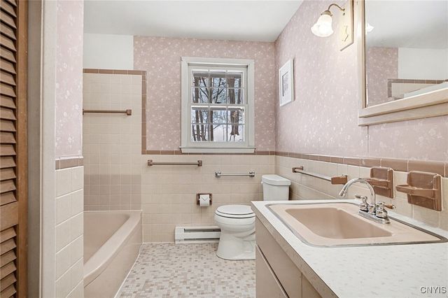 165 Brookside Lane, Manlius, NY 13066