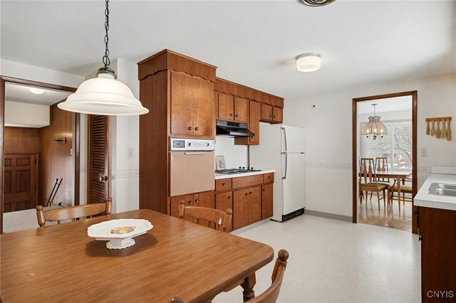 165 Brookside Lane, Manlius, NY 13066