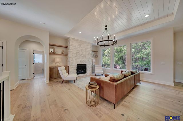 8817 Sandalwood Drive, Lincoln, NE 68520