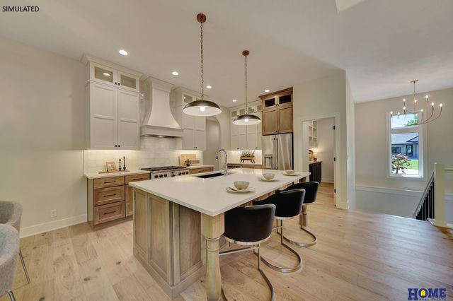 8817 Sandalwood Drive, Lincoln, NE 68520