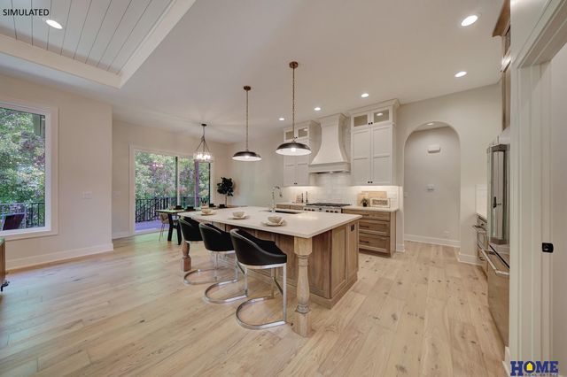 8817 Sandalwood Drive, Lincoln, NE 68520