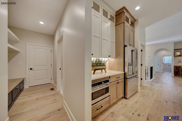 8817 Sandalwood Drive, Lincoln, NE 68520