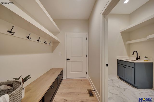 8817 Sandalwood Drive, Lincoln, NE 68520