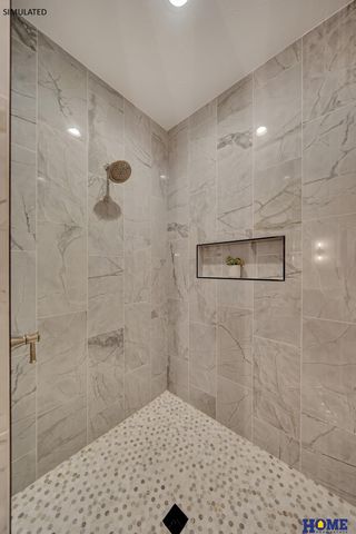 8817 Sandalwood Drive, Lincoln, NE 68520