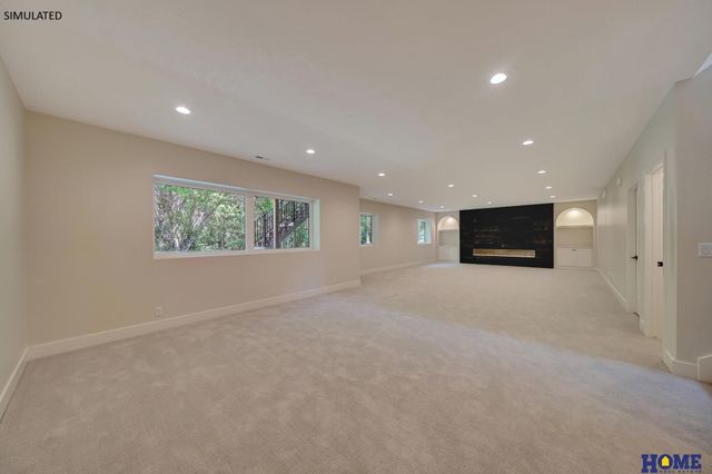 8817 Sandalwood Drive, Lincoln, NE 68520