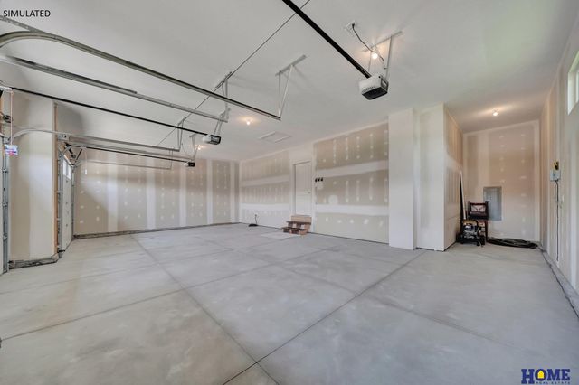 8817 Sandalwood Drive, Lincoln, NE 68520